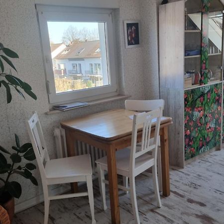 gemütliche Zimmer im Einfamilienhaus Köln Exterior foto