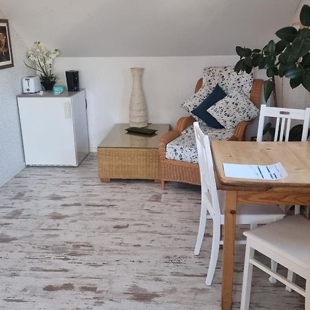 gemütliche Zimmer im Einfamilienhaus Köln Exterior foto